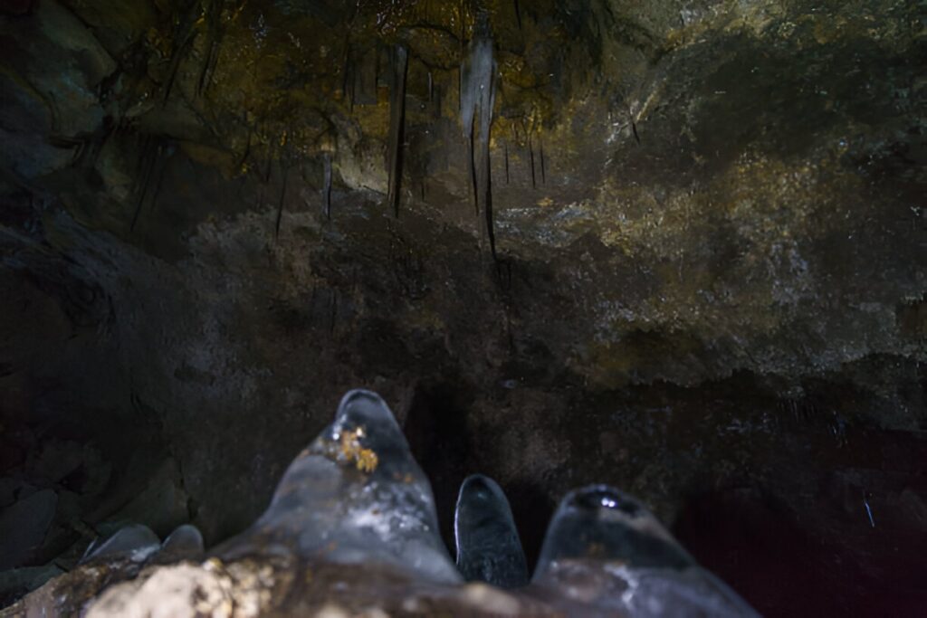 LES GROTTES ETNA