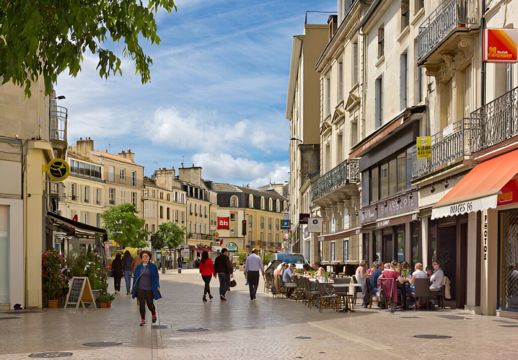 Visiter Poitiers : 10 étapes pour profiter de la ville