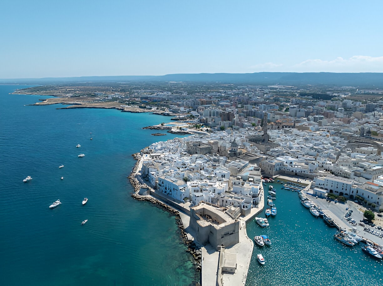 Que faire à Monopoli : plages, vieux port et trésors cachés