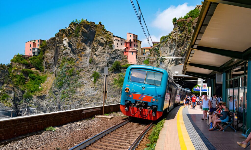 TRAIN cinque TERRE