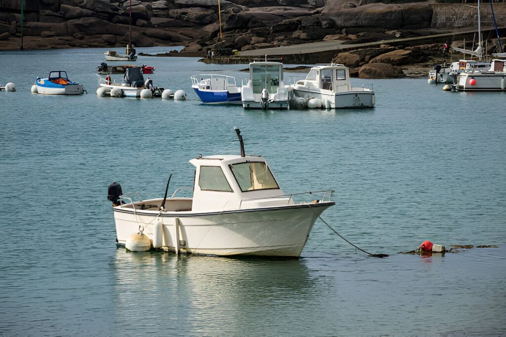 Balade en bateau vers les îles bretonnes